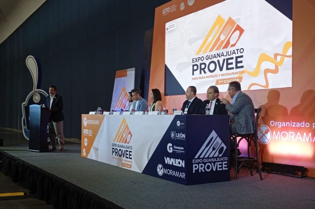 TV4 Noticias Guanajuato Inauguran Expo Guanajuato Provee