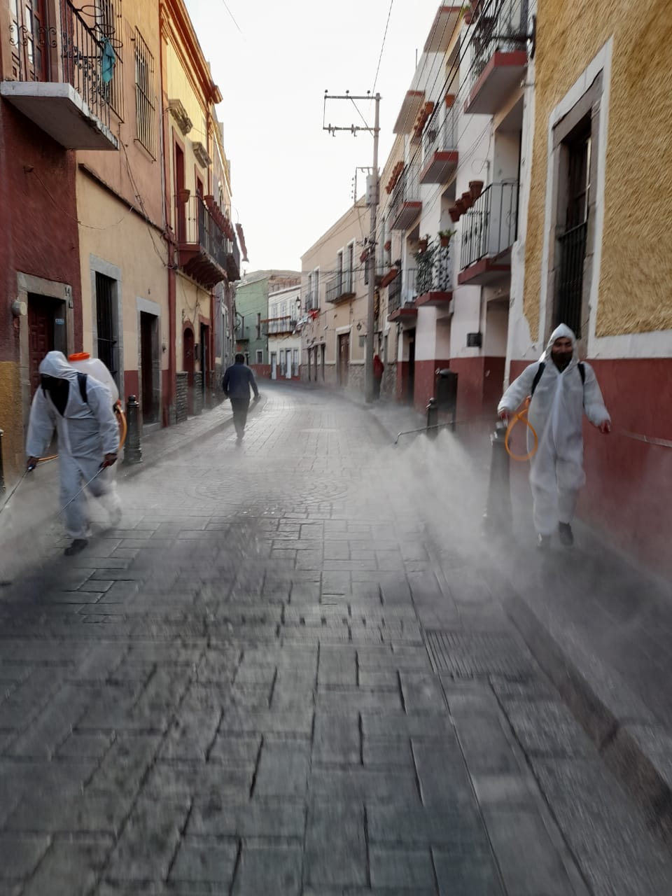 TV4 Noticias Guanajuato | Redoblan acciones de desinfección en la Capital