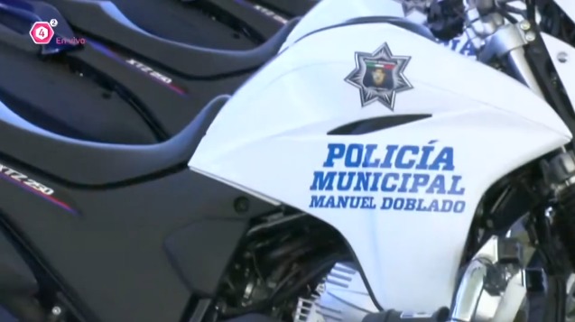 TV4 Noticias Guanajuato | Entregan equipo de seguridad en la zona sur