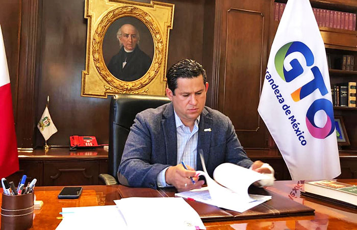 TV4 Noticias Guanajuato | Reconoce GOAN trabajo de Diego Sinhue ...
