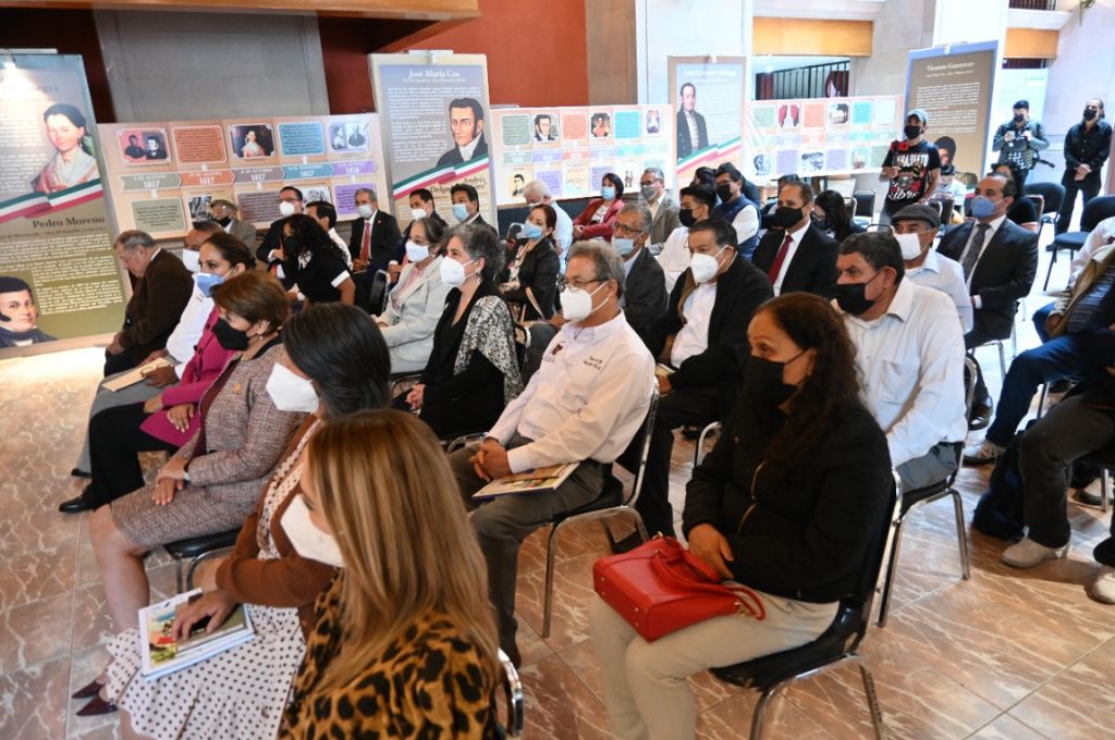 TV4 Noticias Guanajuato | Reconocen a cronistas de Guanajuato
