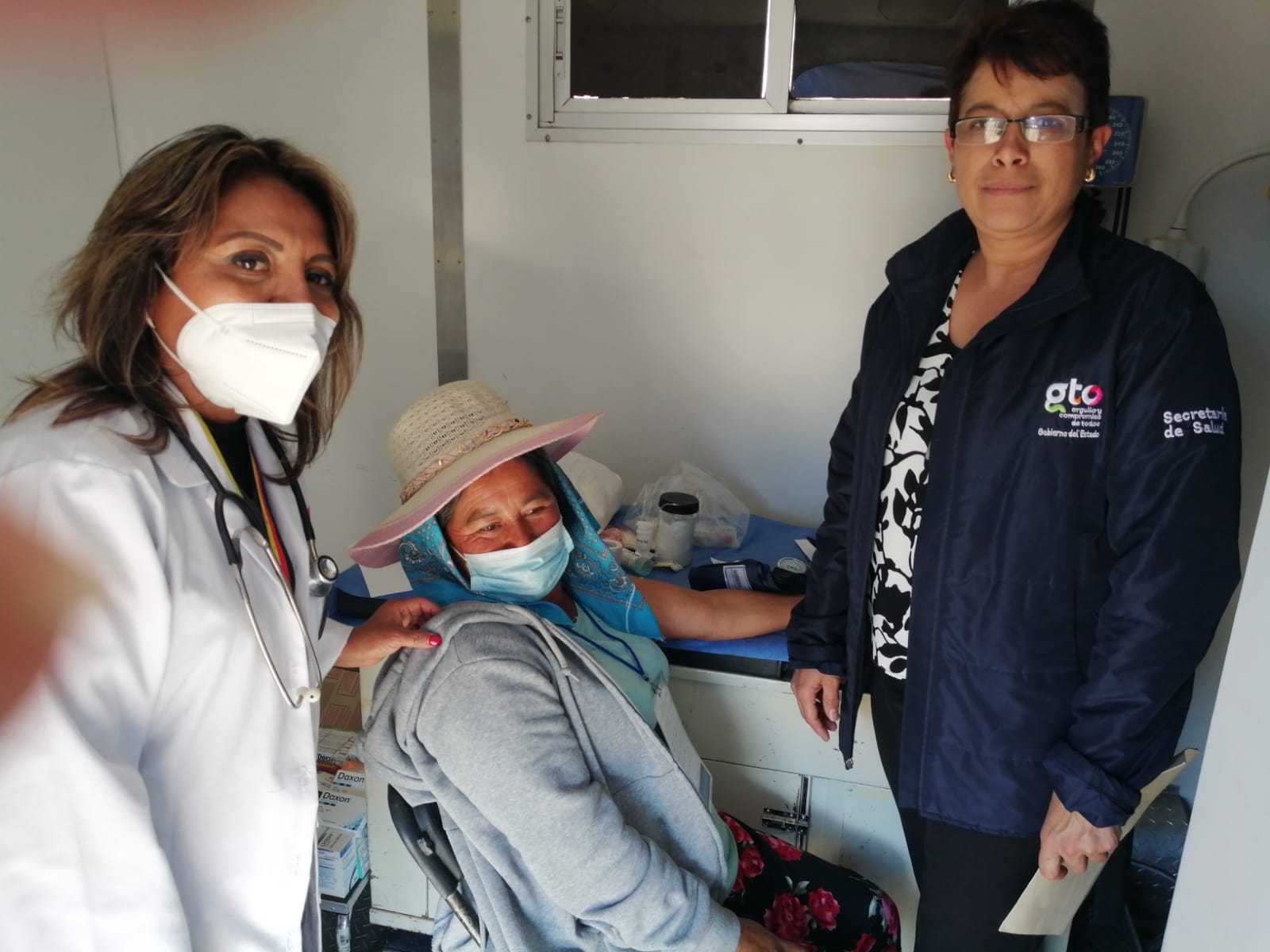 TV4 Noticias Guanajuato | Atienden autoridades de salud de Guanajuato a ...