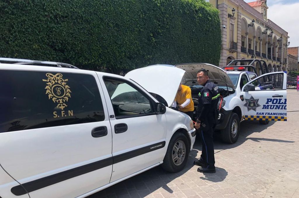 TV4 Noticias Guanajuato | Ayuda Caballero Vial a 522 guanajuatenses en ...