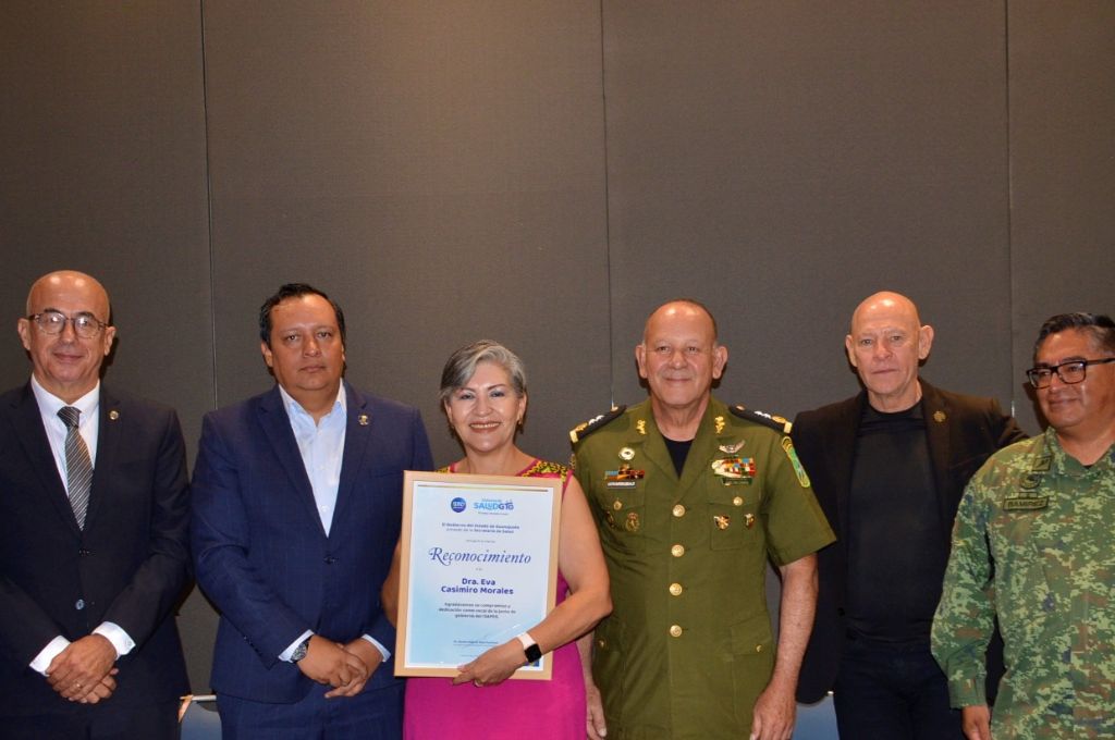 TV4 Noticias Guanajuato | Reconoce Estado a médicos militares por su ...