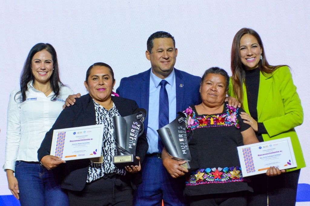 TV4 Noticias Guanajuato | Reconocen grandeza de las mujeres en Guanajuato