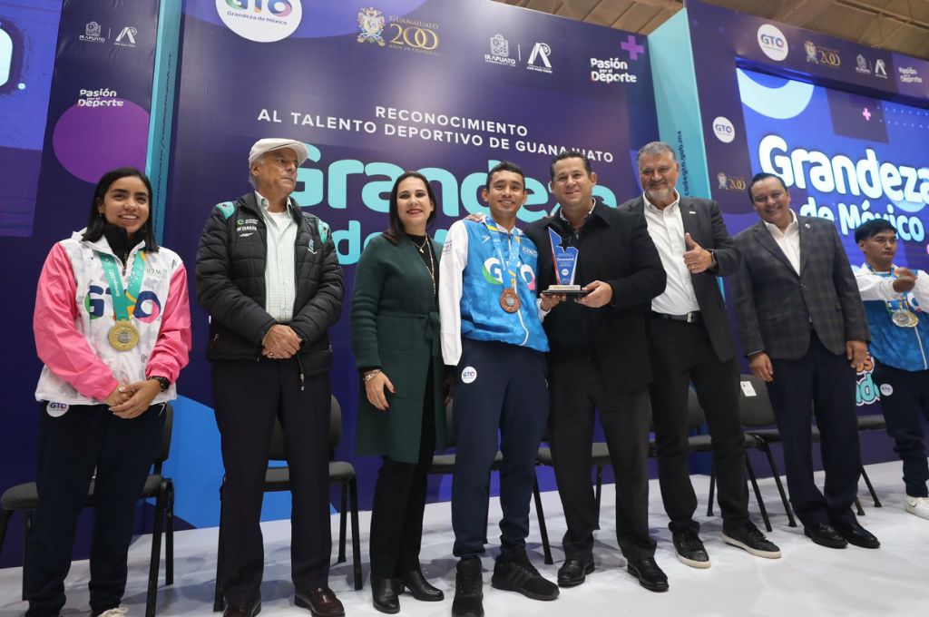 TV4 Noticias Guanajuato | Reconocen el talento deportivo local