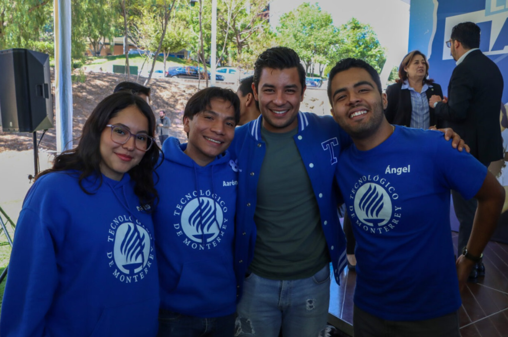 TV4 Noticias Guanajuato | Reconocen a alumnos guanajuatenses por su ...