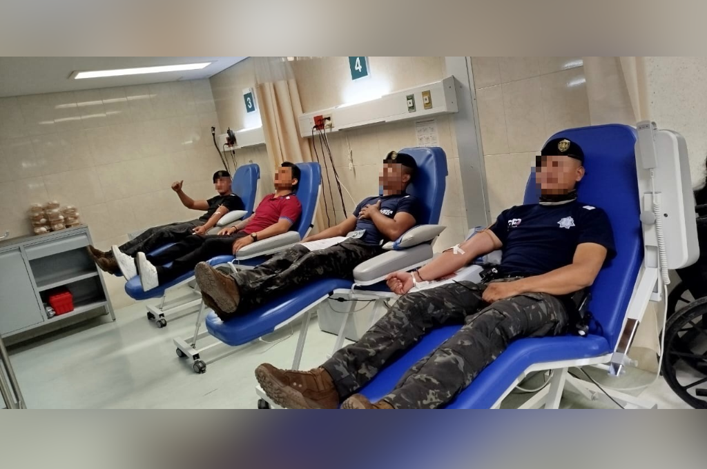 TV4 Noticias Guanajuato | Ayudan a su compañero con donación de sangre.