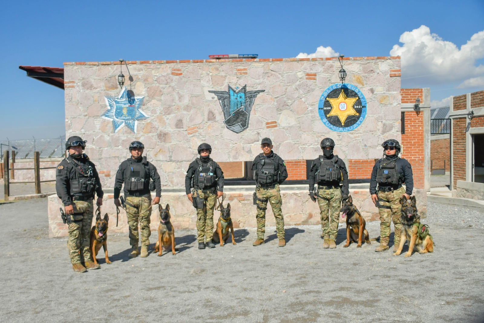 TV4 Noticias Guanajuato | Fortalecen al Grupo K-9 de la Policía capitalina